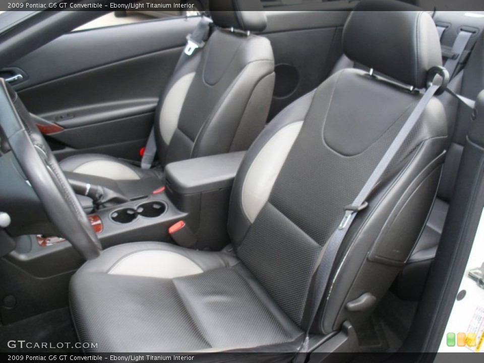 Ebony/Light Titanium Interior Photo for the 2009 Pontiac G6 GT Convertible #58027646