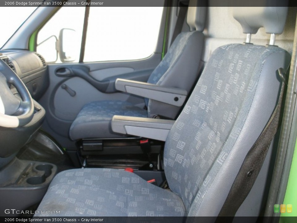 Gray Interior Photo for the 2006 Dodge Sprinter Van 3500 Chassis #58031273