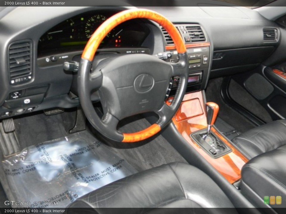 Black Interior Photo for the 2000 Lexus LS 400 #58062290