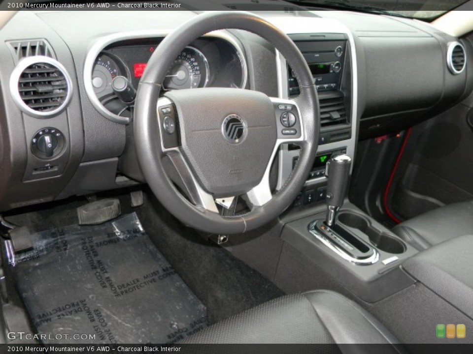 Charcoal Black Interior Photo for the 2010 Mercury Mountaineer V6 AWD #58064038