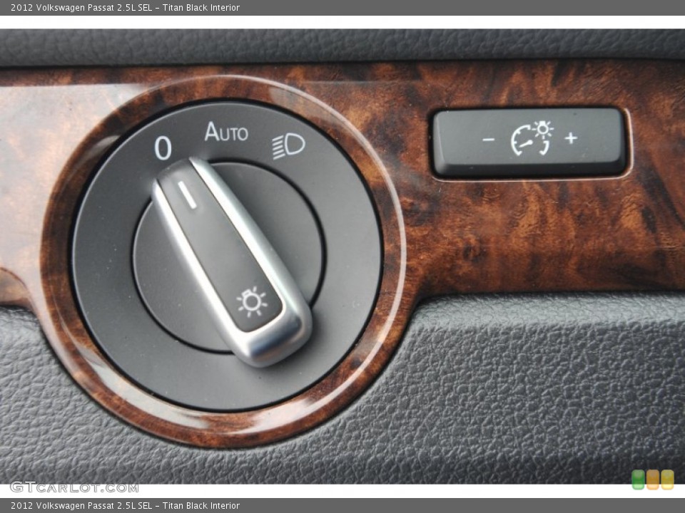 Titan Black Interior Controls for the 2012 Volkswagen Passat 2.5L SEL #58111238