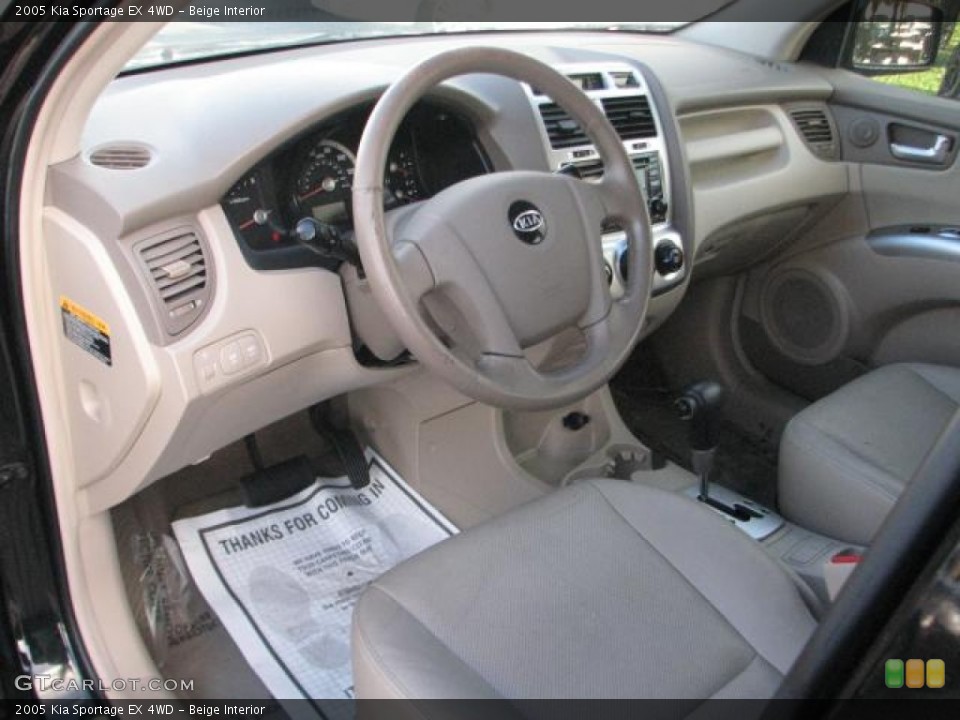 Beige Interior Photo for the 2005 Kia Sportage EX 4WD #58130261