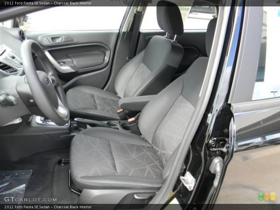 Charcoal Black Interior Photo for the 2012 Ford Fiesta SE Sedan #58143290