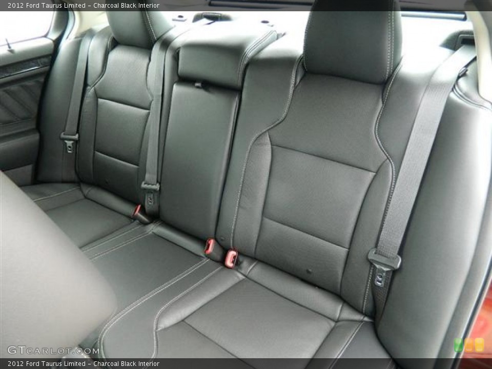 Charcoal Black Interior Photo for the 2012 Ford Taurus Limited #58149197