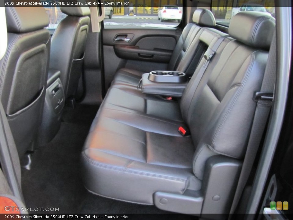 Ebony Interior Photo for the 2009 Chevrolet Silverado 2500HD LTZ Crew Cab 4x4 #58173279