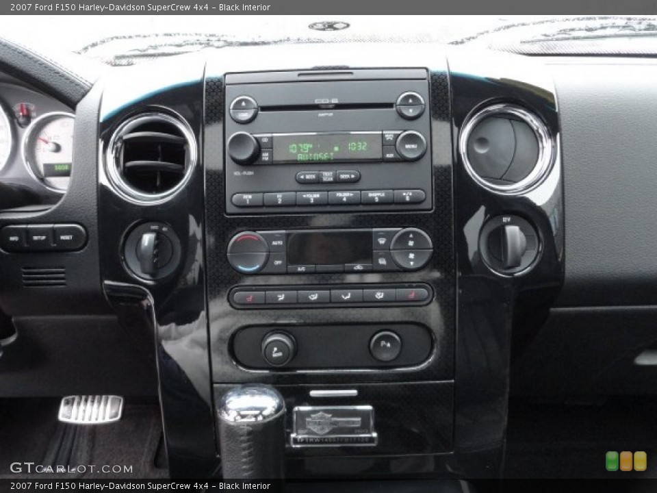 Black Interior Controls for the 2007 Ford F150 Harley-Davidson SuperCrew 4x4 #58187623