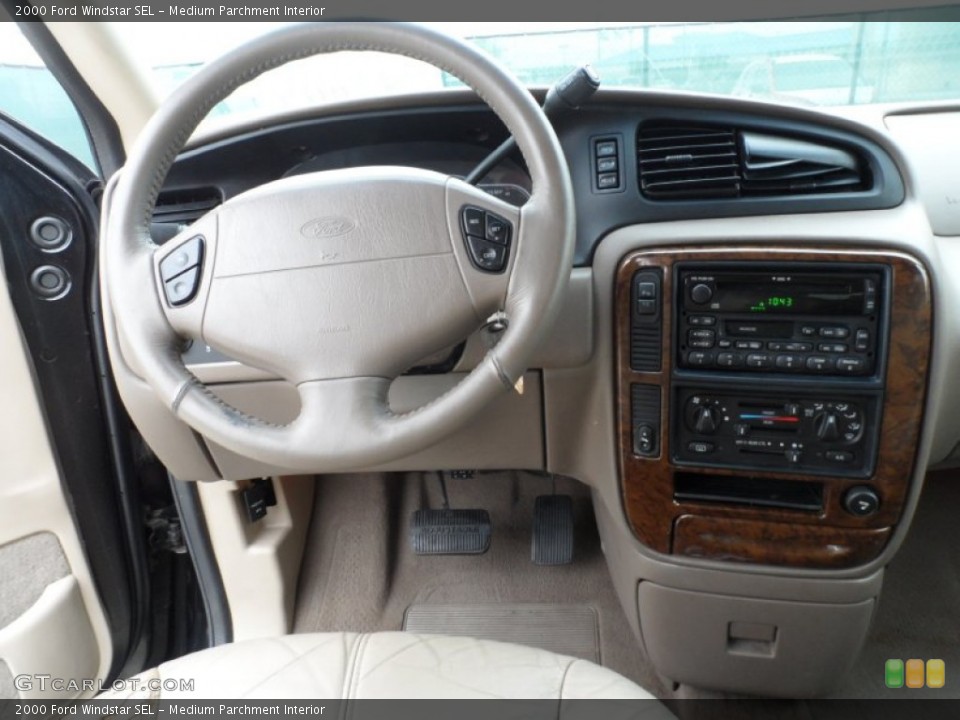 Medium Parchment Interior Dashboard for the 2000 Ford Windstar SEL #58210506