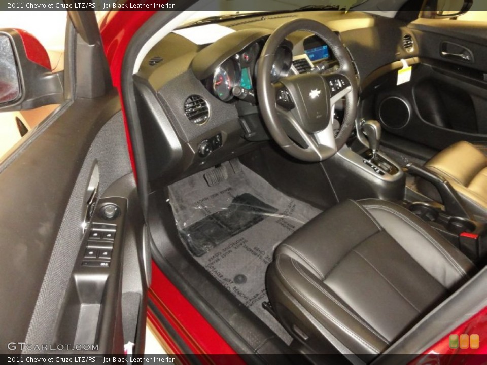 Jet Black Leather Interior Photo for the 2011 Chevrolet Cruze LTZ/RS #58211120