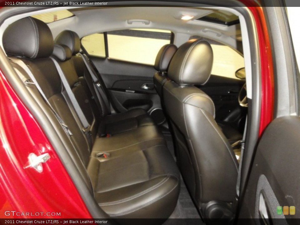 Jet Black Leather Interior Photo for the 2011 Chevrolet Cruze LTZ/RS #58211221