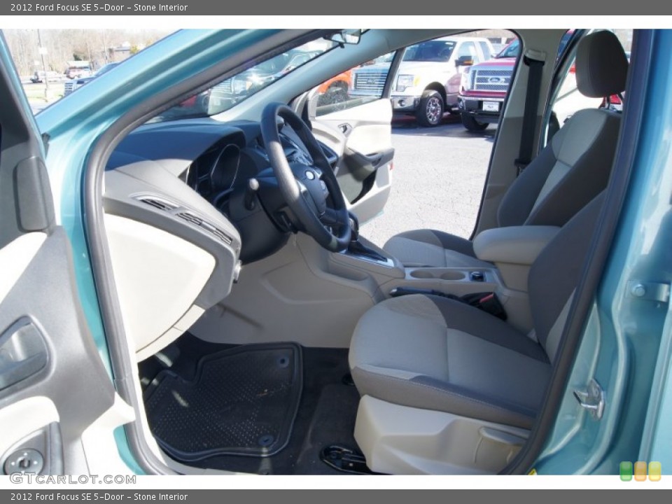 Stone Interior Photo for the 2012 Ford Focus SE 5-Door #58230316