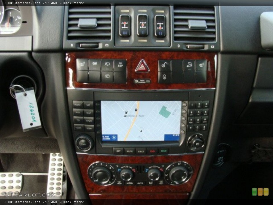 Black Interior Controls for the 2008 Mercedes-Benz G 55 AMG #58242307