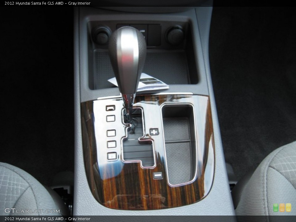 Gray Interior Transmission for the 2012 Hyundai Santa Fe GLS AWD #58257124