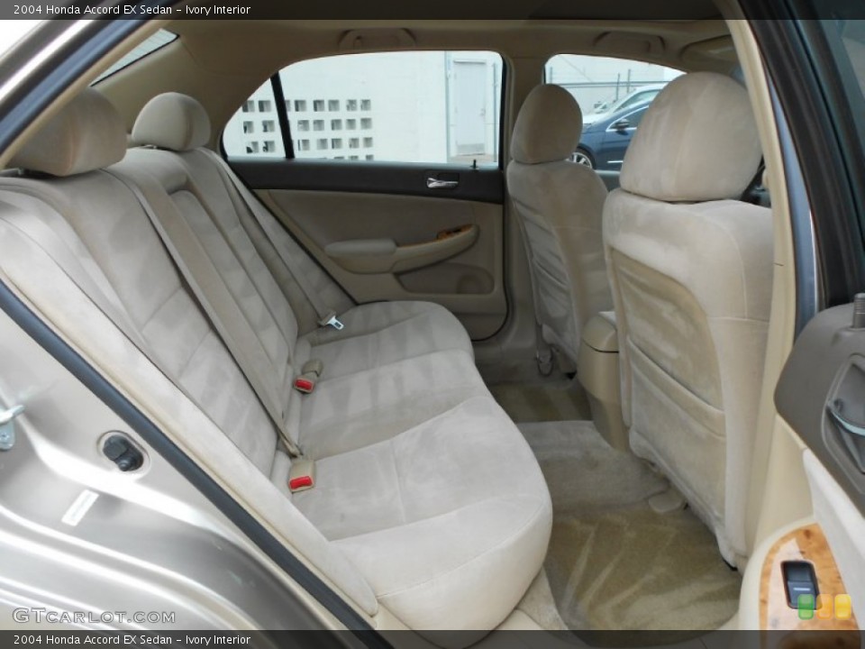 Ivory Interior Photo for the 2004 Honda Accord EX Sedan #58260592