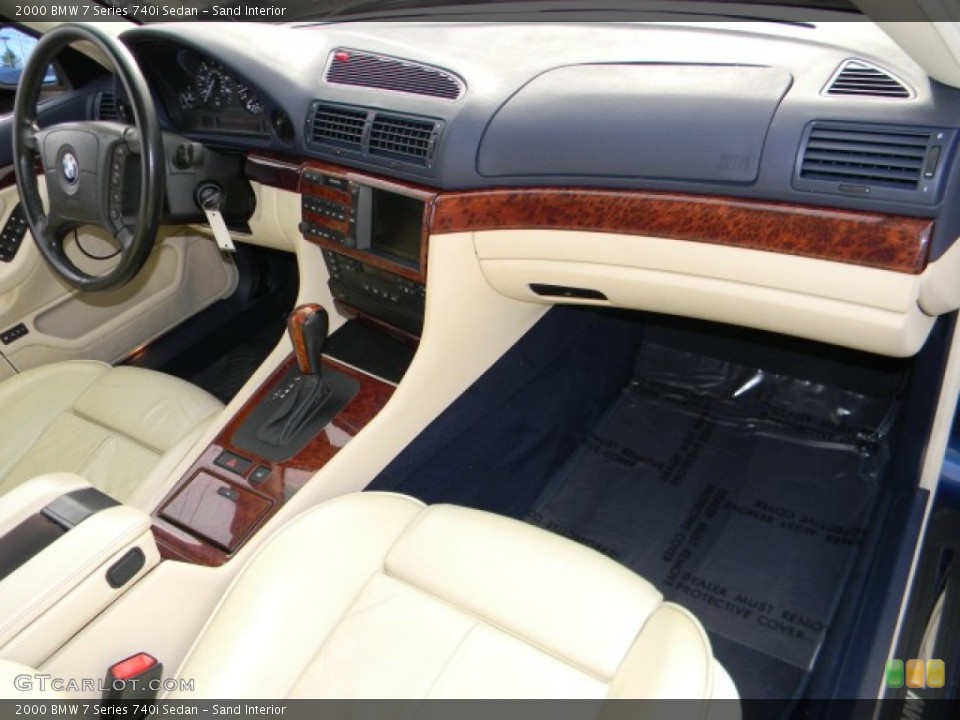 Sand Interior Dashboard for the 2000 BMW 7 Series 740i Sedan #58271966