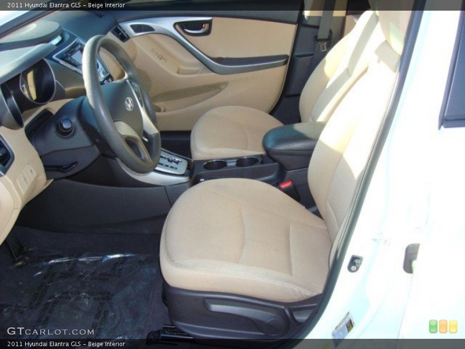 Beige Interior Photo for the 2011 Hyundai Elantra GLS #58272479