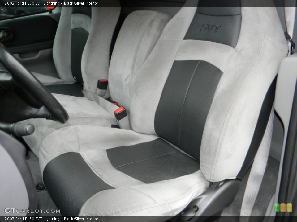 Black/Silver Interior Photo for the 2003 Ford F150 SVT Lightning #58273661