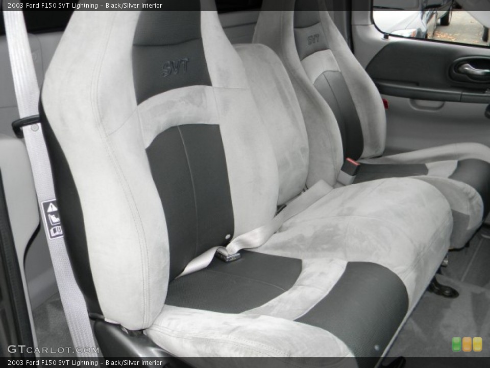 Black/Silver Interior Photo for the 2003 Ford F150 SVT Lightning #58273666