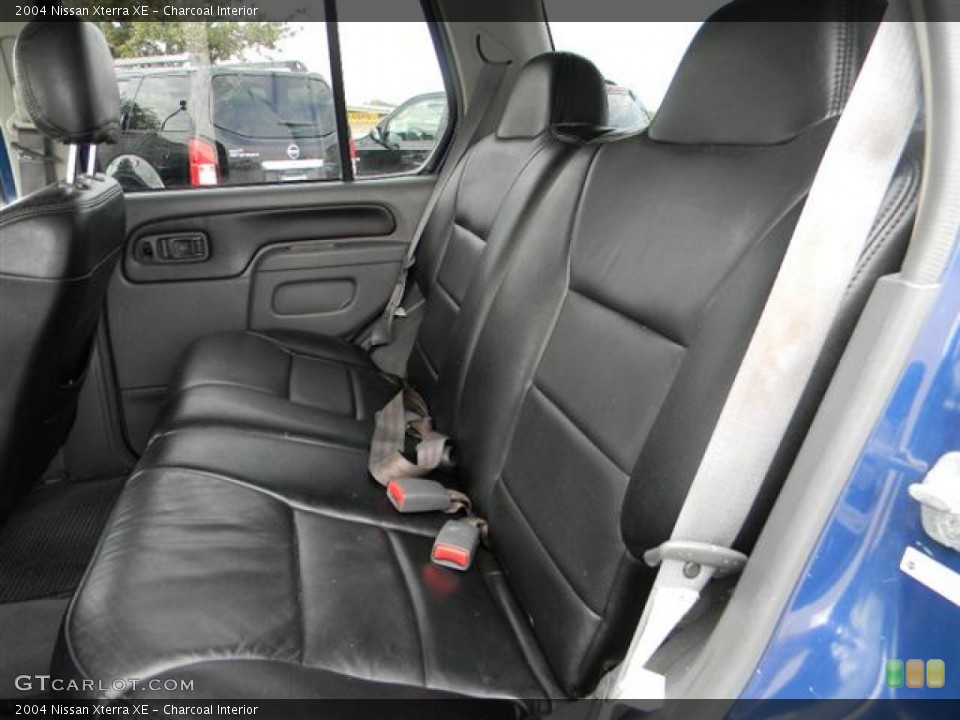 Charcoal Interior Photo for the 2004 Nissan Xterra XE #58296119