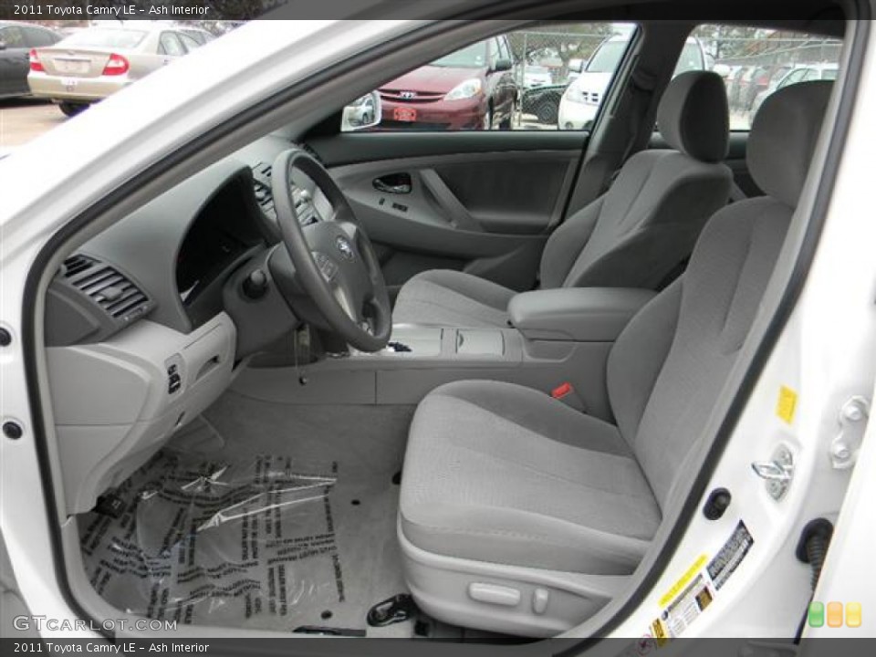 Ash Interior Photo for the 2011 Toyota Camry LE #58300352