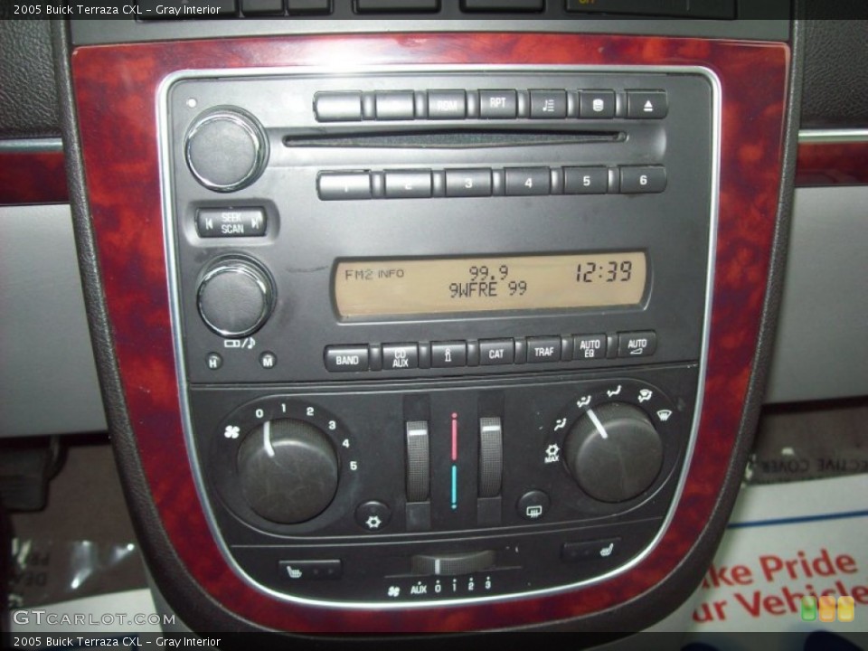 Gray Interior Controls for the 2005 Buick Terraza CXL #58303049