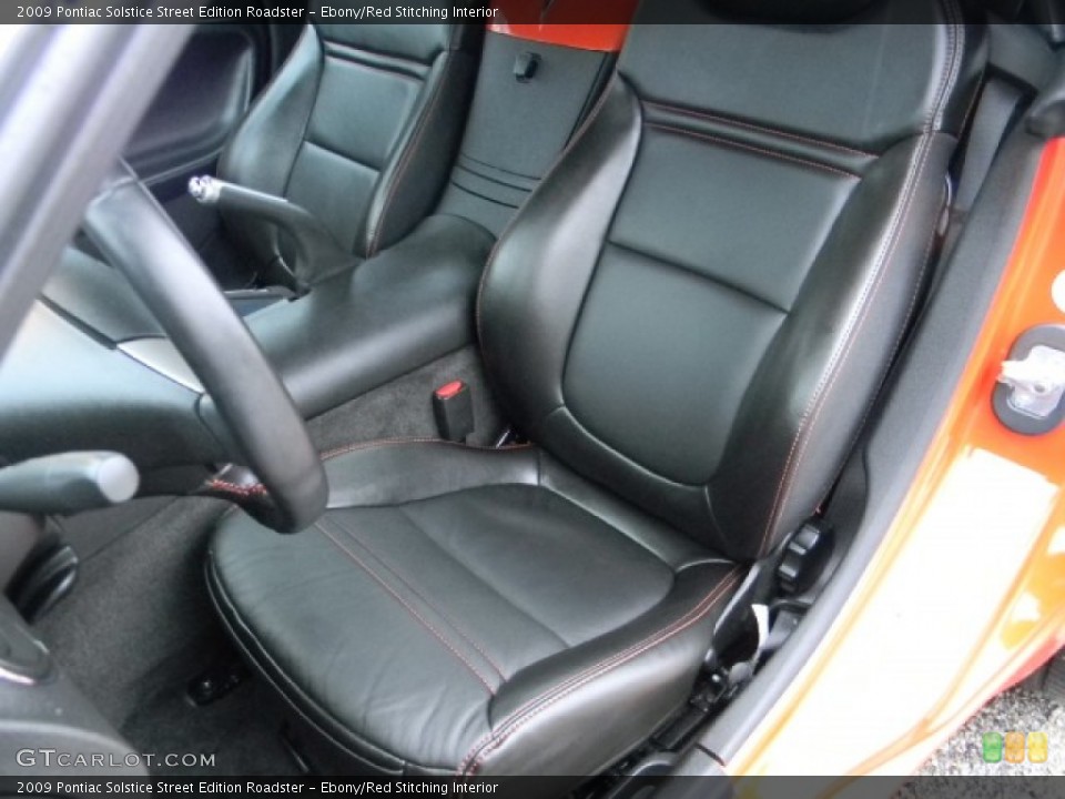 Ebony/Red Stitching Interior Photo for the 2009 Pontiac Solstice Street Edition Roadster #58317459