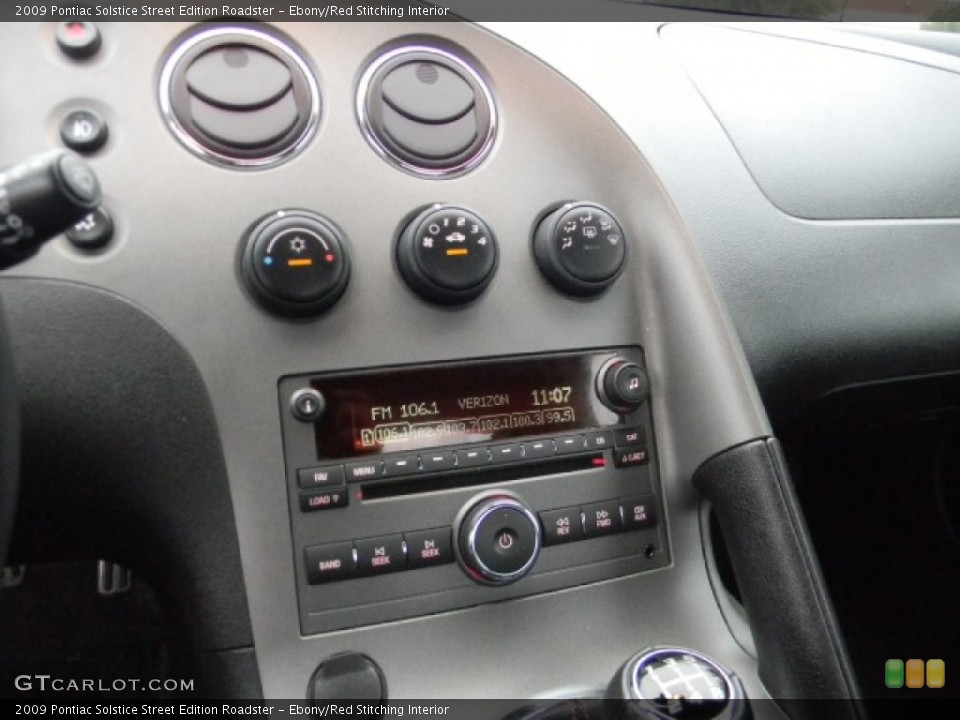 Ebony/Red Stitching Interior Controls for the 2009 Pontiac Solstice Street Edition Roadster #58317486