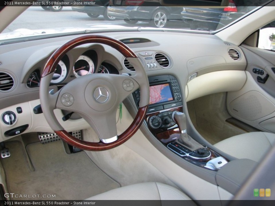Stone Interior Photo for the 2011 Mercedes-Benz SL 550 Roadster #58324064