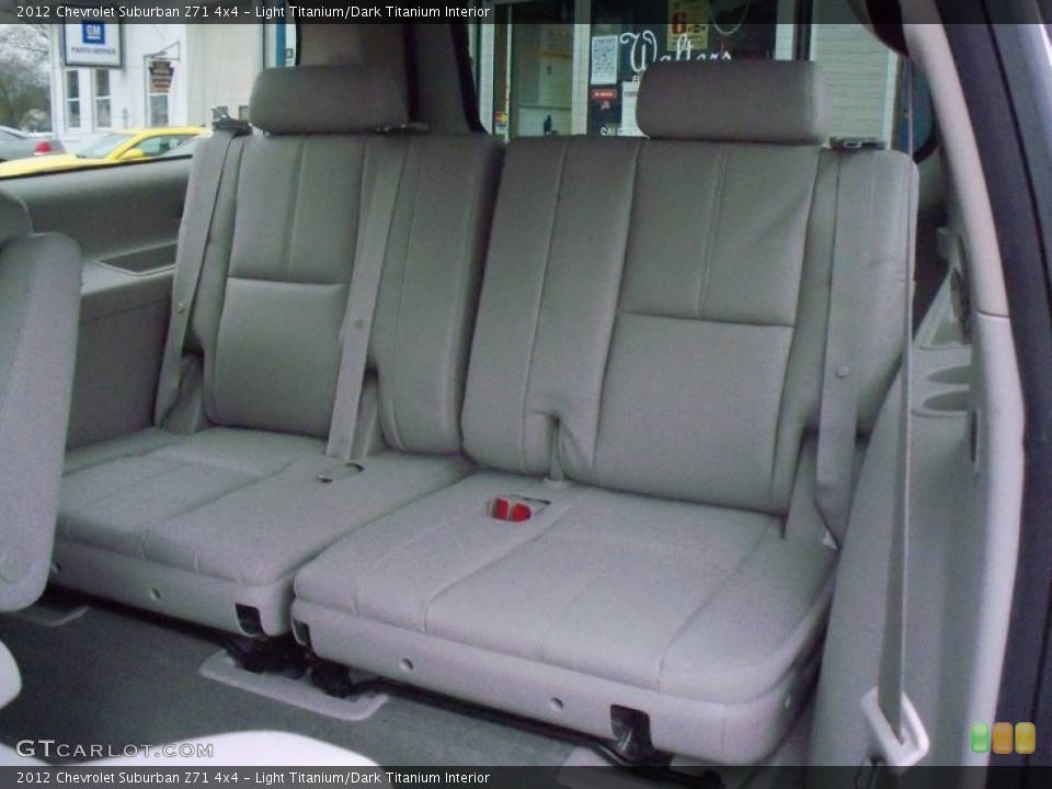 Light Titanium/Dark Titanium Interior Photo for the 2012 Chevrolet Suburban Z71 4x4 #58331470