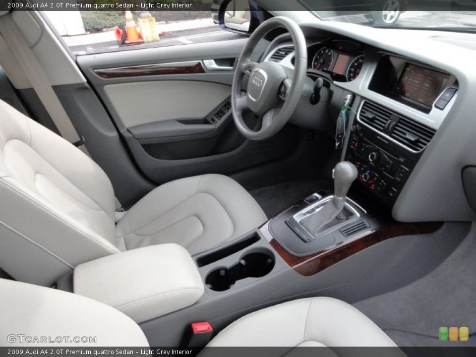 Light Grey Interior Photo for the 2009 Audi A4 2.0T Premium quattro Sedan #58337817
