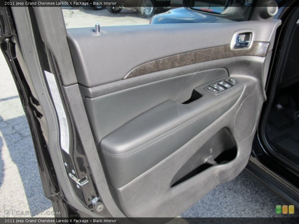 Black Interior Door Panel for the 2011 Jeep Grand Cherokee Laredo X Package #58344736