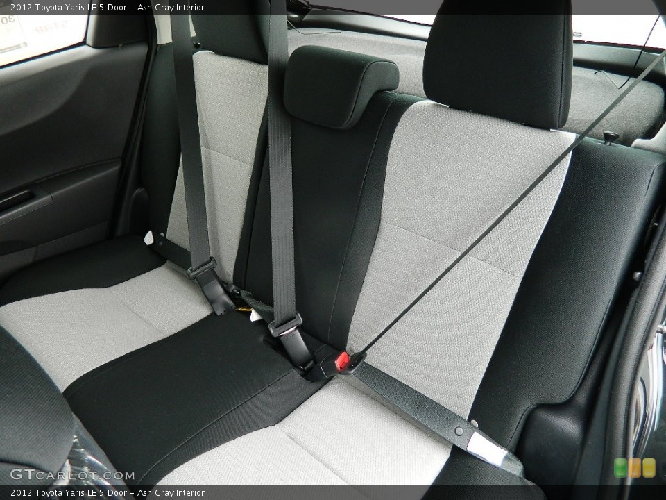 Ash Gray Interior Photo for the 2012 Toyota Yaris LE 5 Door #58349909
