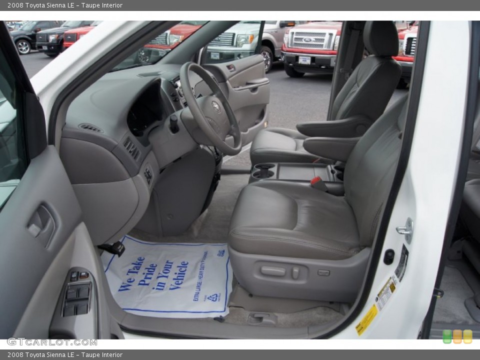 Taupe Interior Photo for the 2008 Toyota Sienna LE #58358900