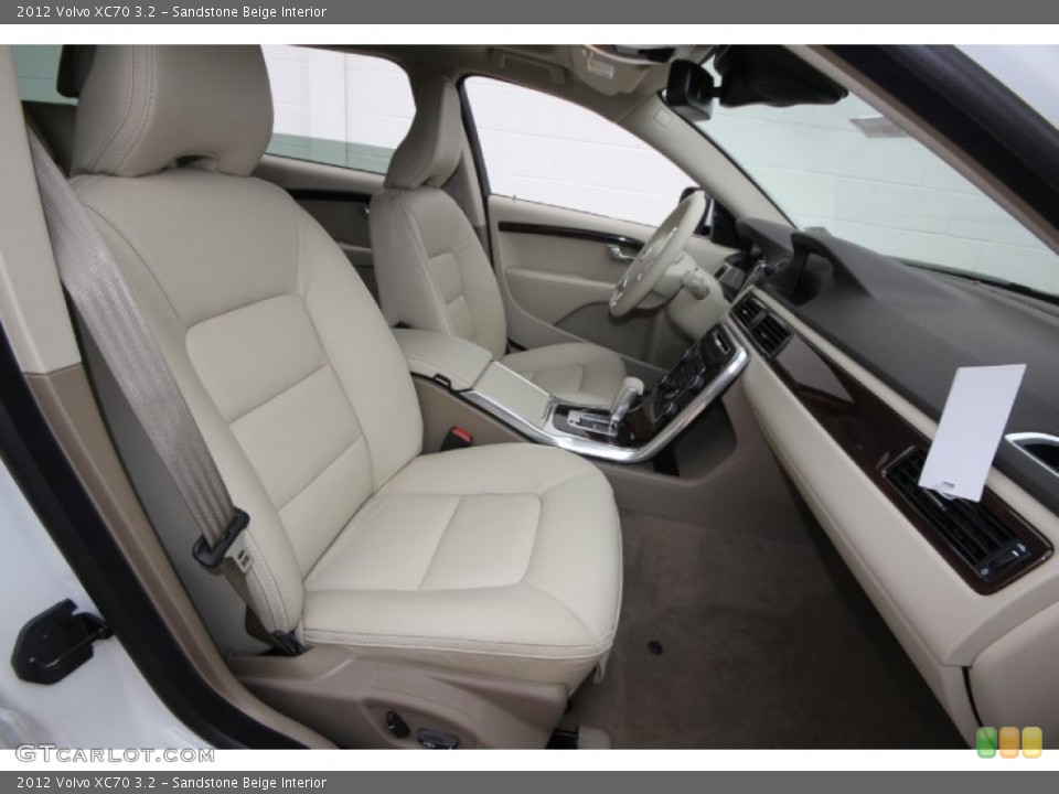 Sandstone Beige Interior Photo for the 2012 Volvo XC70 3.2 #58366890