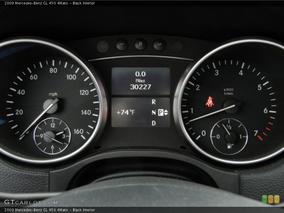 Black Interior Gauges for the 2009 Mercedes-Benz GL 450 4Matic #58373981