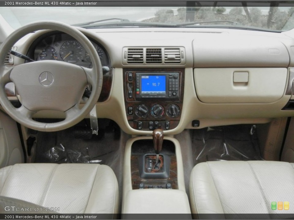 Java Interior Dashboard for the 2001 Mercedes-Benz ML 430 4Matic #58375575