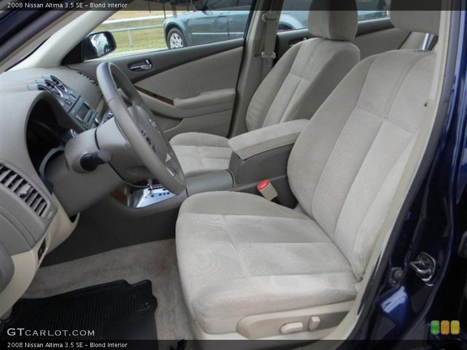 Blond Interior Photo for the 2008 Nissan Altima 3.5 SE #58385074