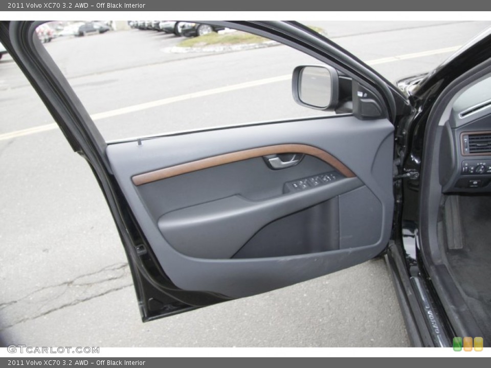 Off Black Interior Door Panel for the 2011 Volvo XC70 3.2 AWD #58385172