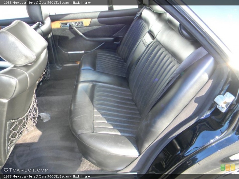 Black Interior Photo for the 1988 Mercedes-Benz S Class 560 SEL Sedan #58388172