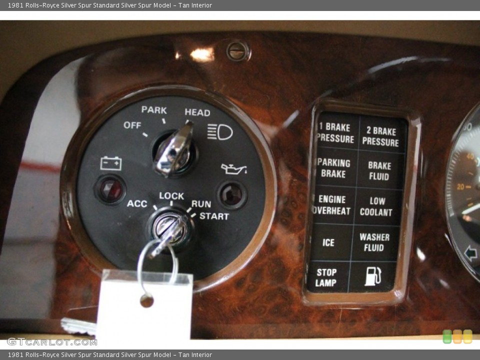 Tan Interior Controls for the 1981 Rolls-Royce Silver Spur  #58399082