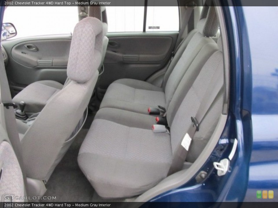 Medium Gray Interior Photo for the 2002 Chevrolet Tracker 4WD Hard Top #58399343