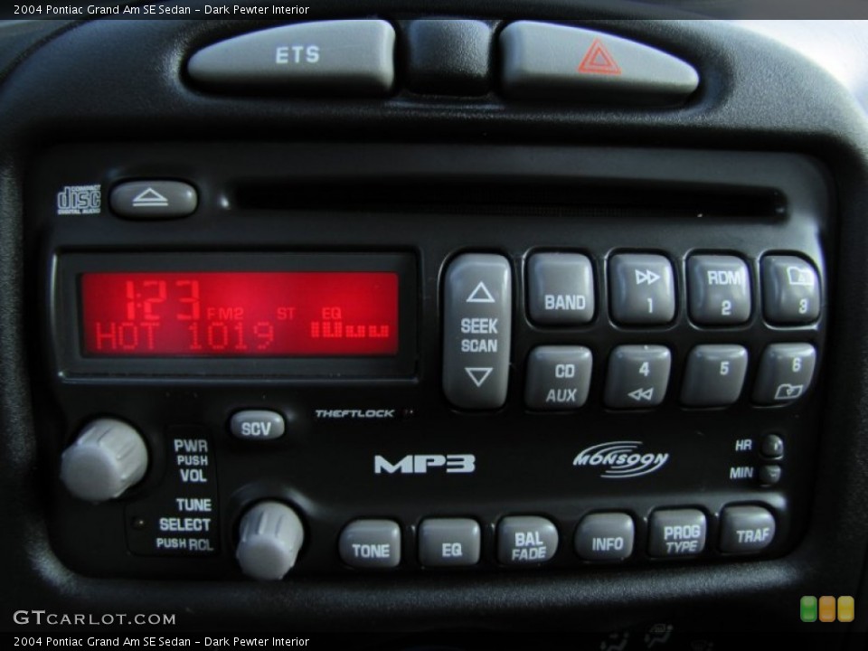 Dark Pewter Interior Controls for the 2004 Pontiac Grand Am SE Sedan #58403318