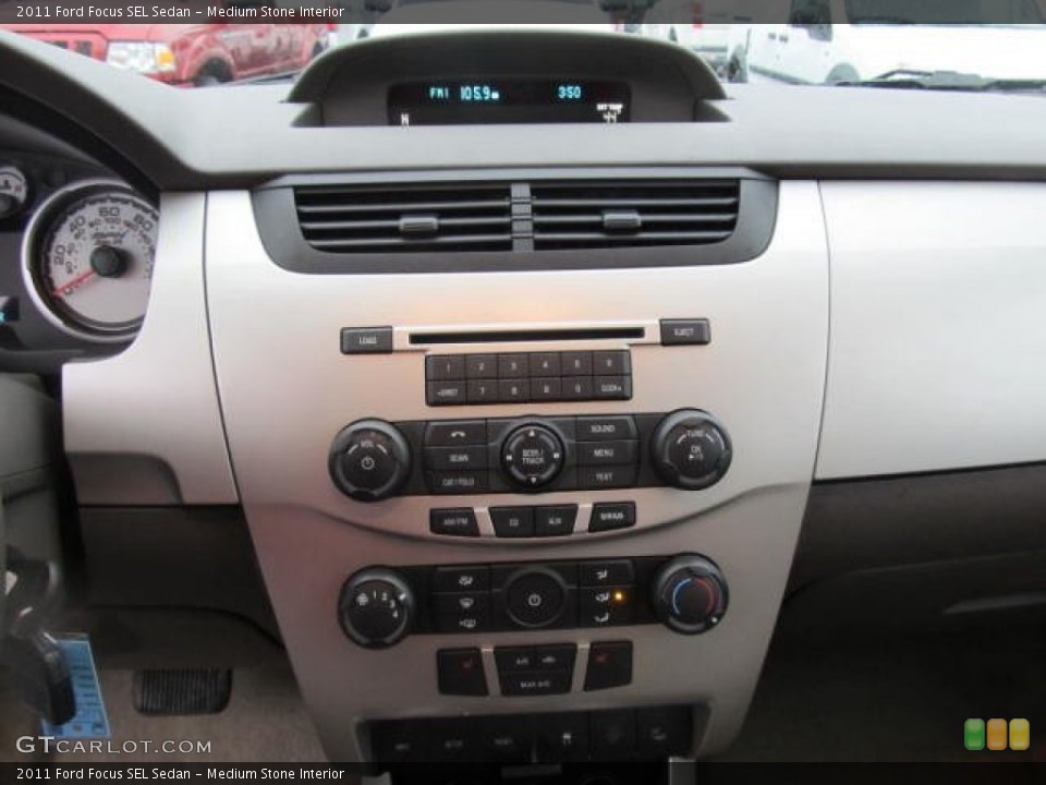 Medium Stone Interior Controls for the 2011 Ford Focus SEL Sedan #58407470