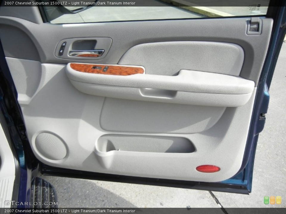 Light Titanium/Dark Titanium Interior Door Panel for the 2007 Chevrolet Suburban 1500 LTZ #58409039