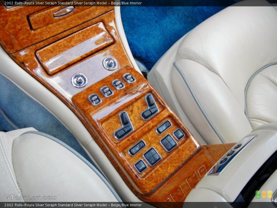 Beige/Blue Interior Controls for the 2002 Rolls-Royce Silver Seraph  #58417968