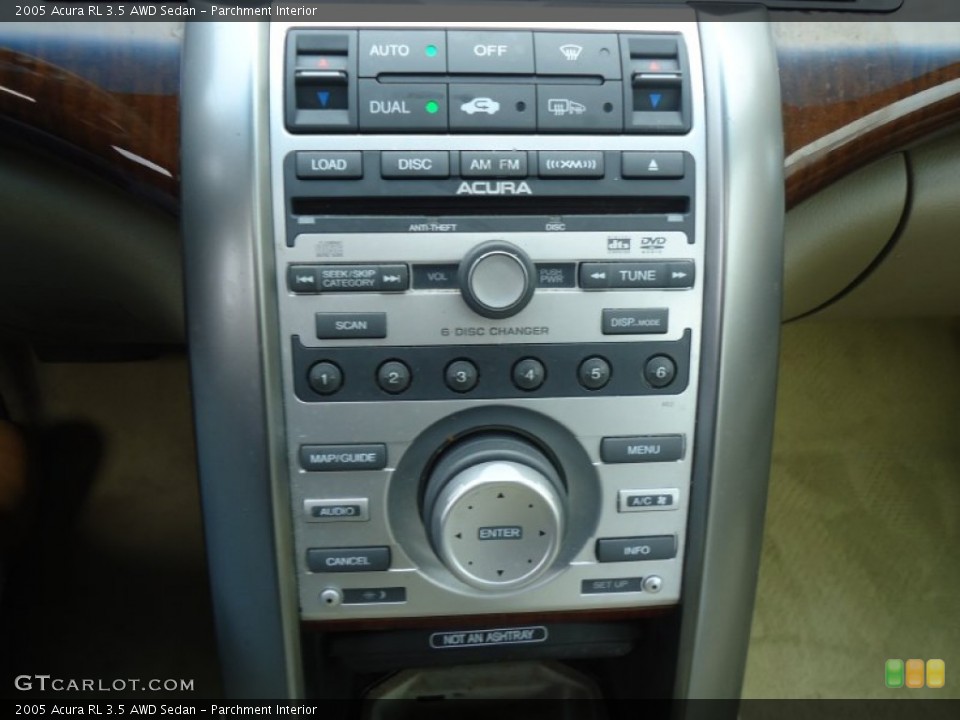 Parchment Interior Controls for the 2005 Acura RL 3.5 AWD Sedan #58424970