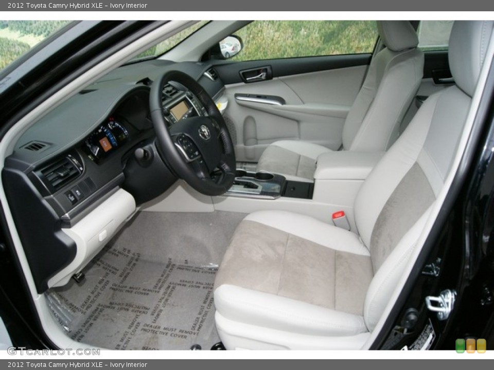 Ivory Interior Photo for the 2012 Toyota Camry Hybrid XLE #58428078
