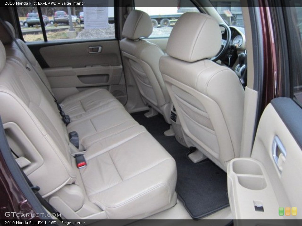 Beige Interior Photo for the 2010 Honda Pilot EX-L 4WD #58434285