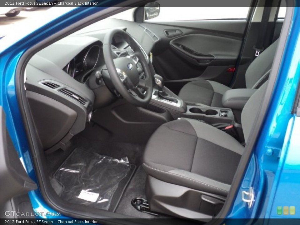Charcoal Black Interior Photo for the 2012 Ford Focus SE Sedan #58438341