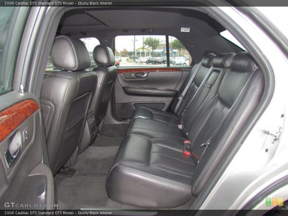 Ebony Black Interior Photo for the 2006 Cadillac DTS  #58455755