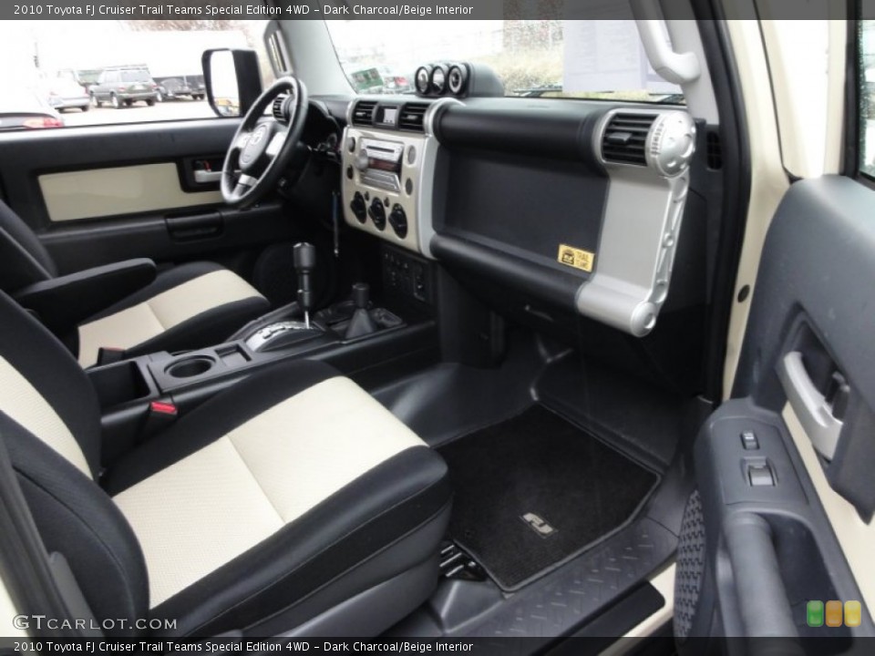 Dark Charcoal/Beige Interior Photo for the 2010 Toyota FJ Cruiser Trail Teams Special Edition 4WD #58471221